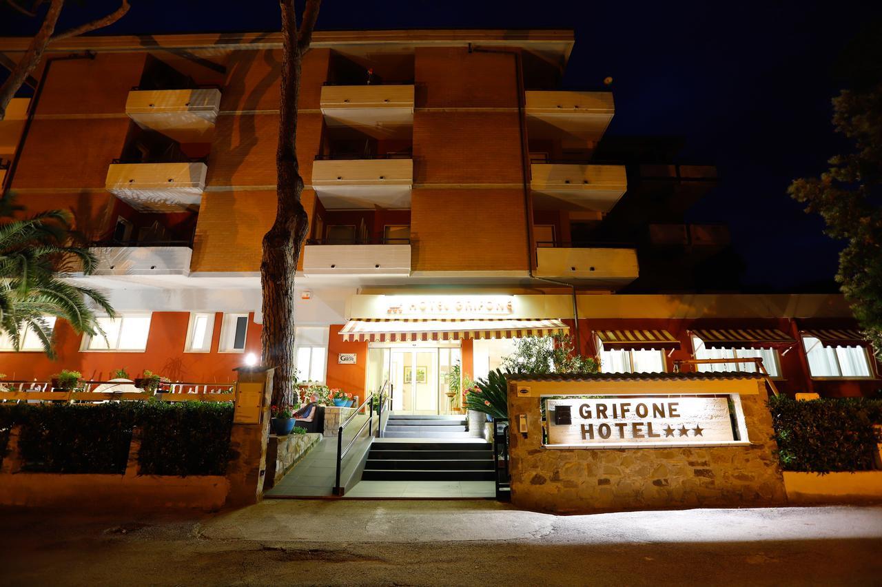 Hotel Grifone Принчипина-а-Маре Экстерьер фото